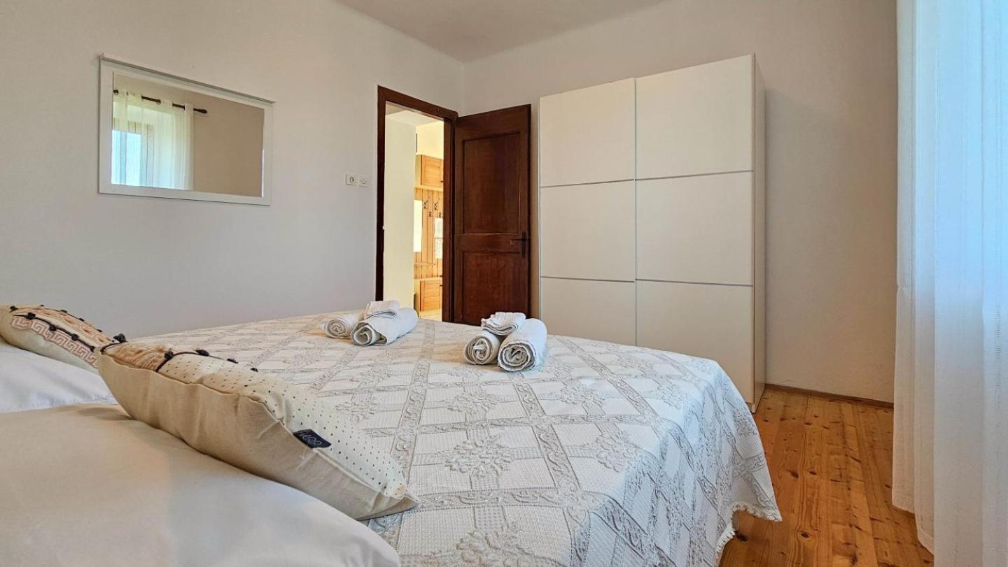 Stelia F. Apartment Novigrad  Luaran gambar
